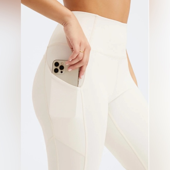 Fabletics Leggings and pant set! - Picture 5 of 14